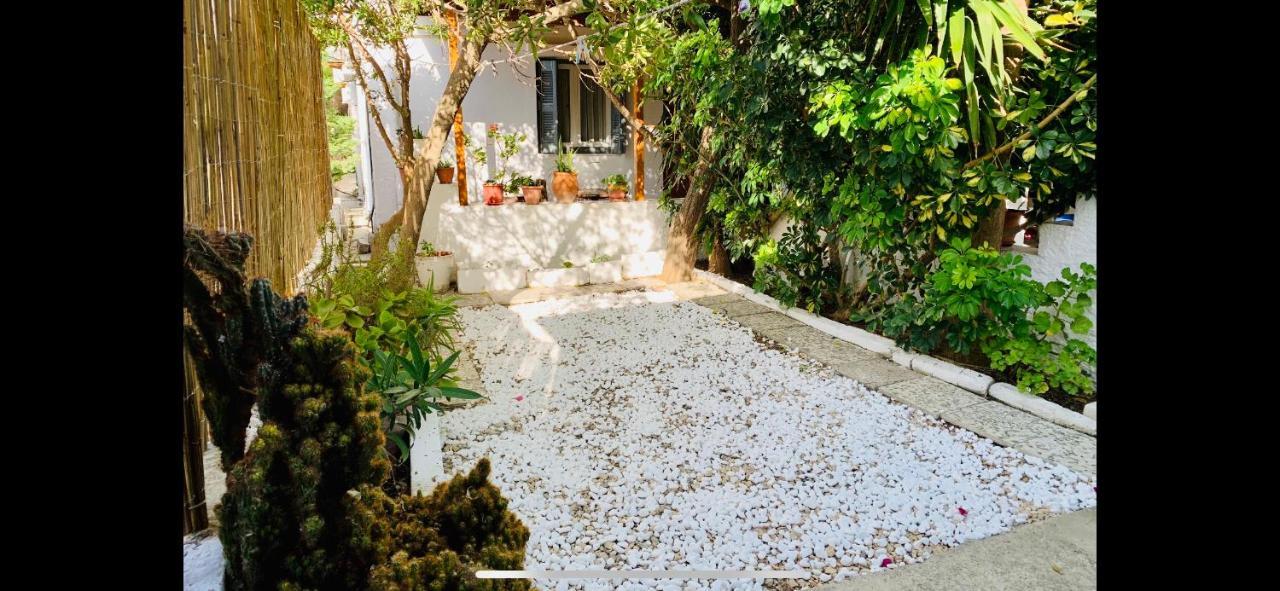 Semiramis Guesthouse Adamantas  Екстериор снимка