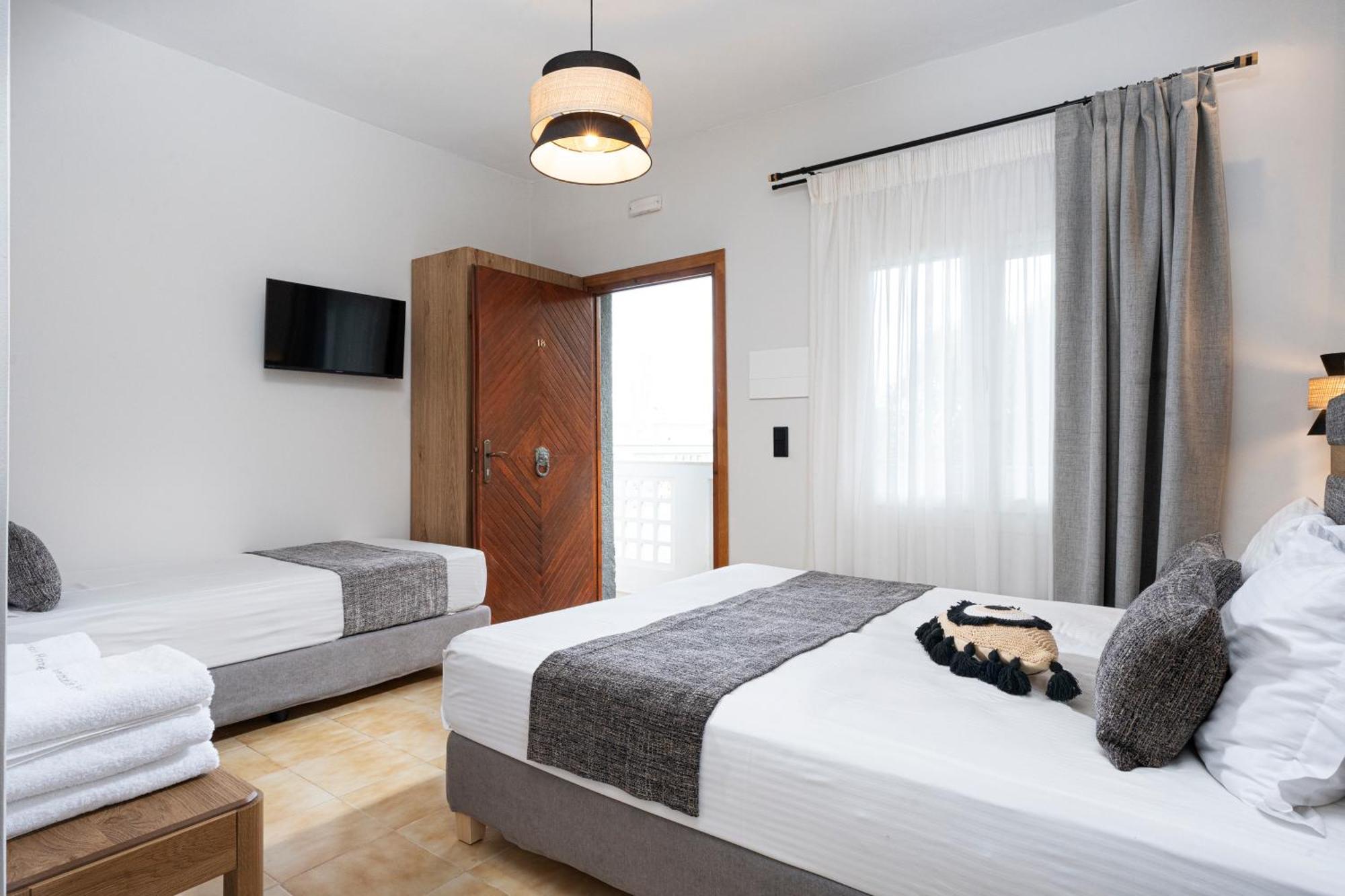 Semiramis Guesthouse Adamantas  Екстериор снимка
