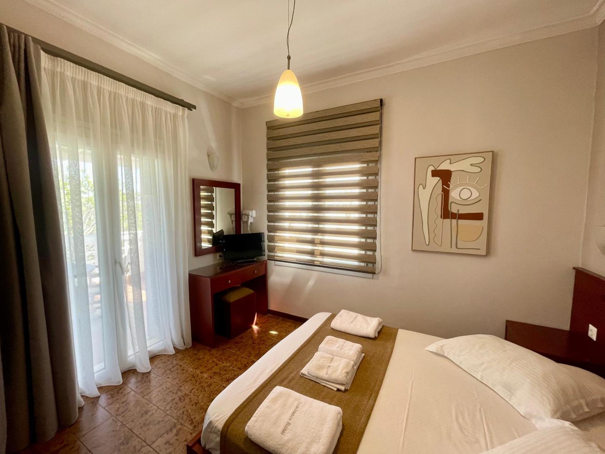 Semiramis Guesthouse Adamantas  Екстериор снимка