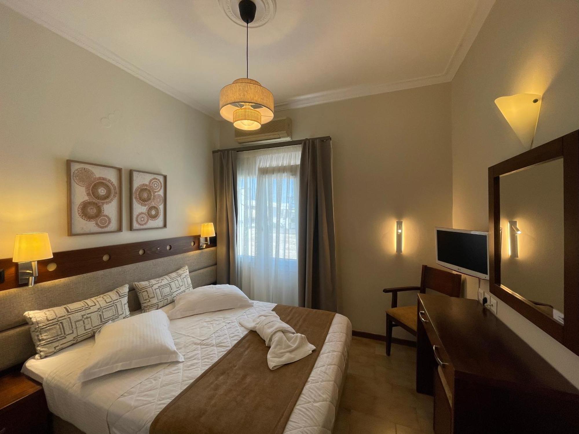 Semiramis Guesthouse Adamantas  Екстериор снимка