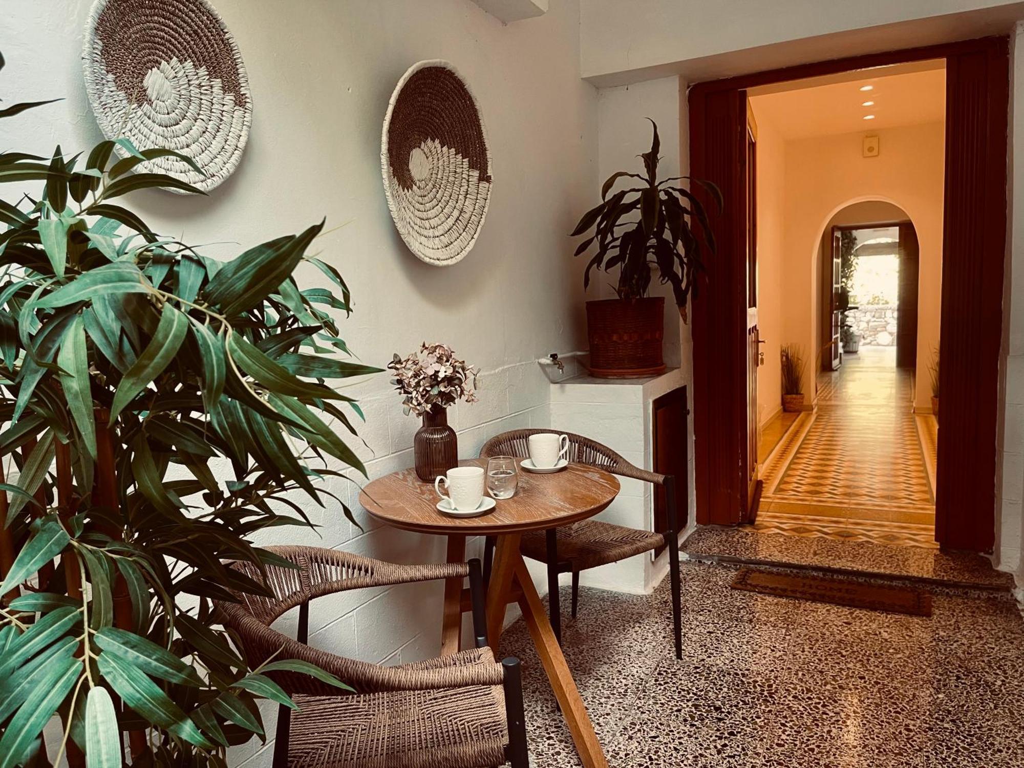Semiramis Guesthouse Adamantas  Екстериор снимка