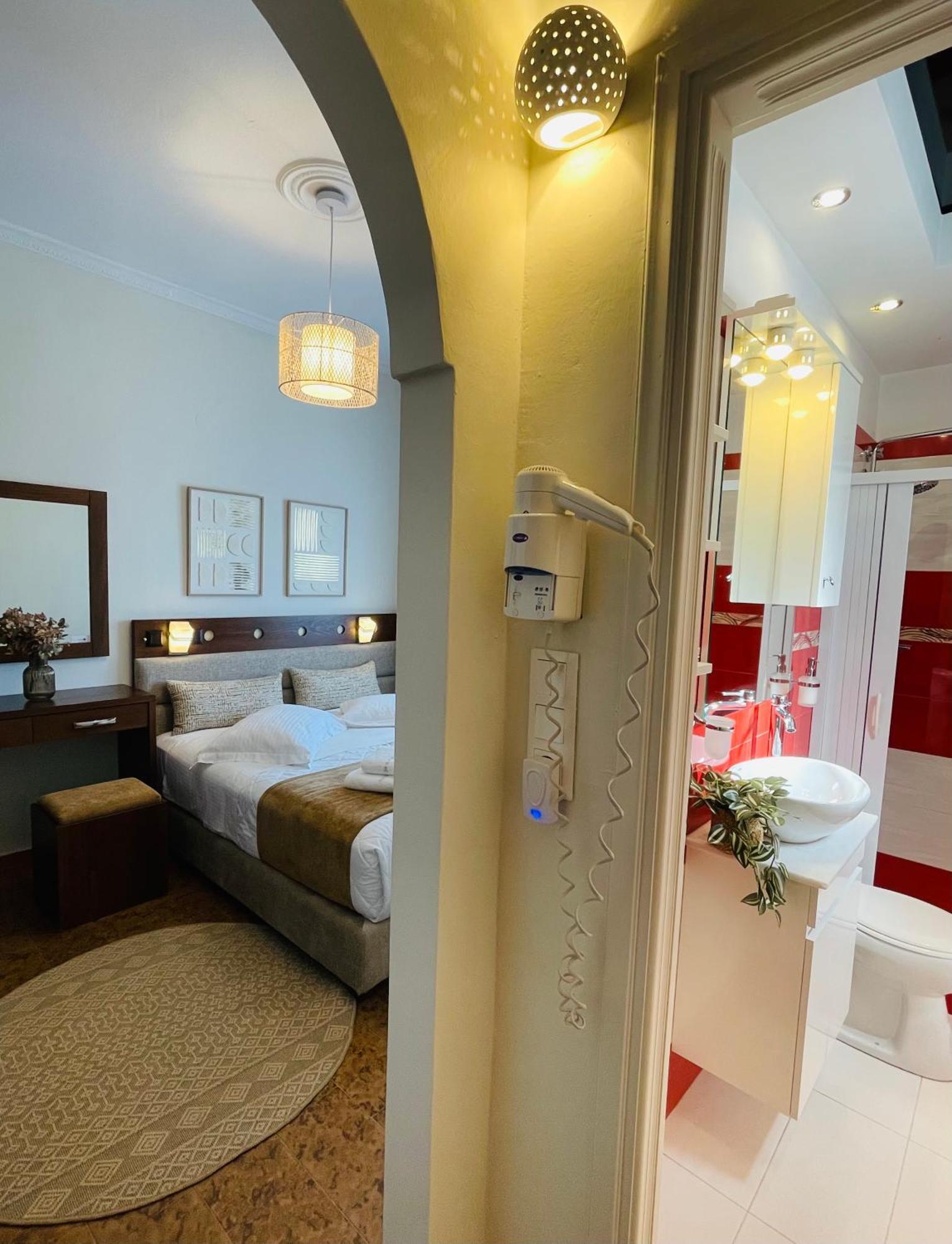 Semiramis Guesthouse Adamantas  Екстериор снимка